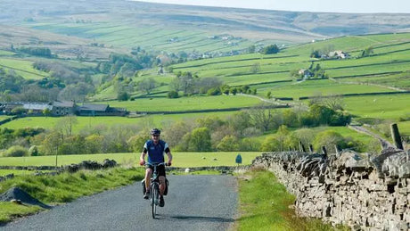 What are the Long-Range Folding Fat Tire E-Bikes?